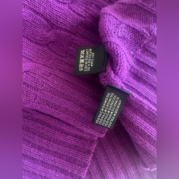 Cable-Knit 100% Cashmere Jumper - Picture 6 of 11